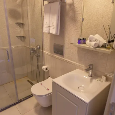 Hotel Cunda Nonna *